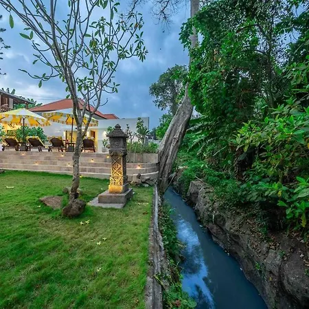 Riverside Villa Near Canggu